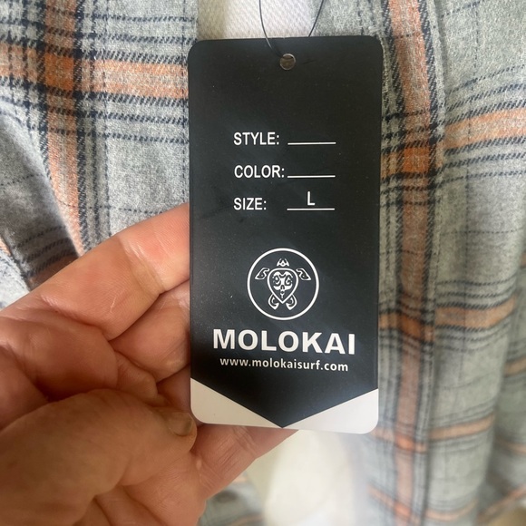 Molokai men’s Plaid Button-Up Shirt large. NWT. Perfect condition super soft. - Picture 7 of 8